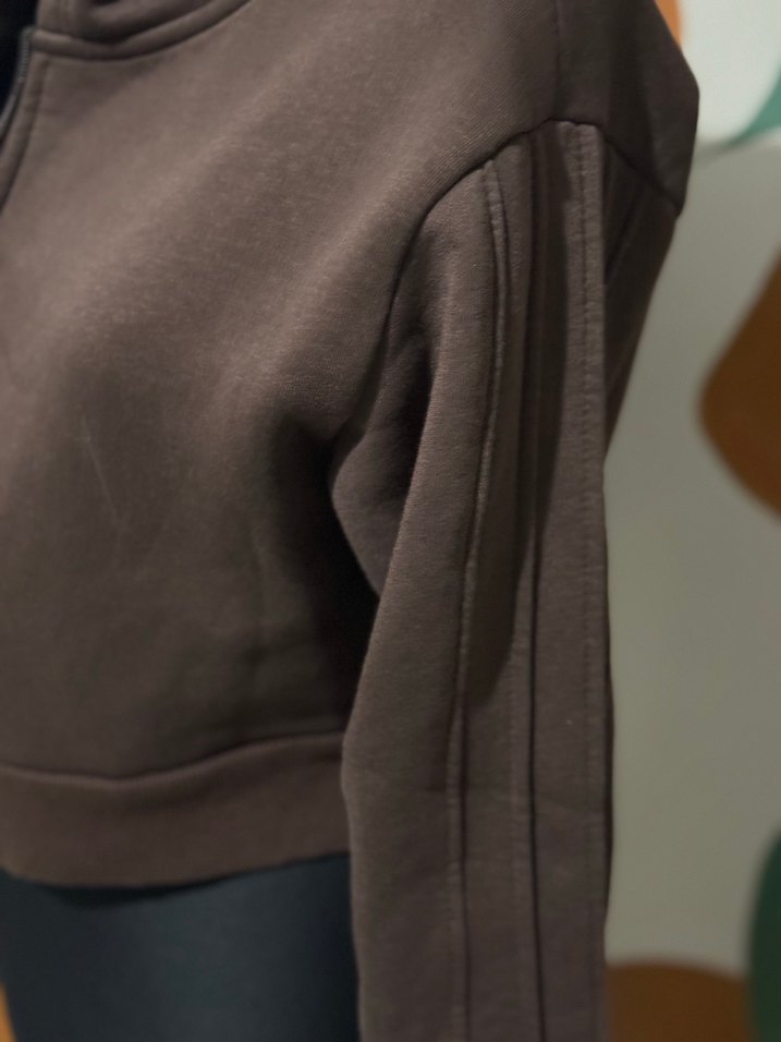 Kahverengi Kapüşonlu Kısa Sweatshirt — görsel 4/9