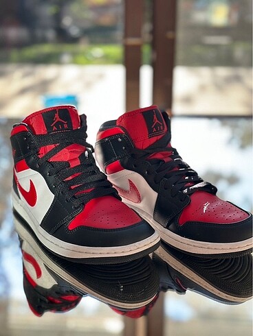 40 Beden Nike Air Jordan 1 mid