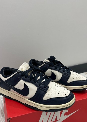Nike Dunk Low Lacivert Beyaz Retro Sneaker