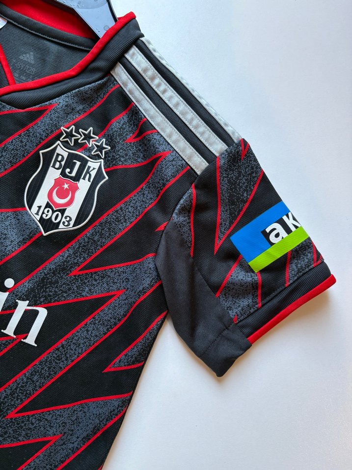 Adidas Beşiktaş Kırmızı Siyah Çocuk Forma — görsel 5/16