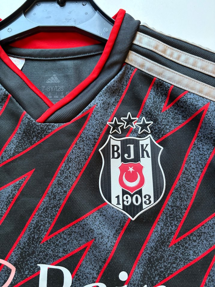 Adidas Beşiktaş Kırmızı Siyah Çocuk Forma — görsel 4/16