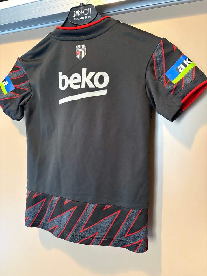 Adidas Beşiktaş Kırmızı Siyah Çocuk Forma — görsel 2/16