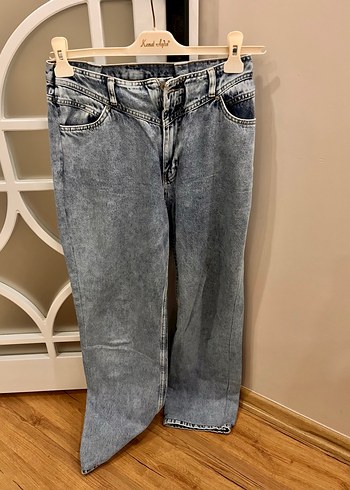 Trendyol & Milla Acik Mavi Rahat Kesim Denim Jean