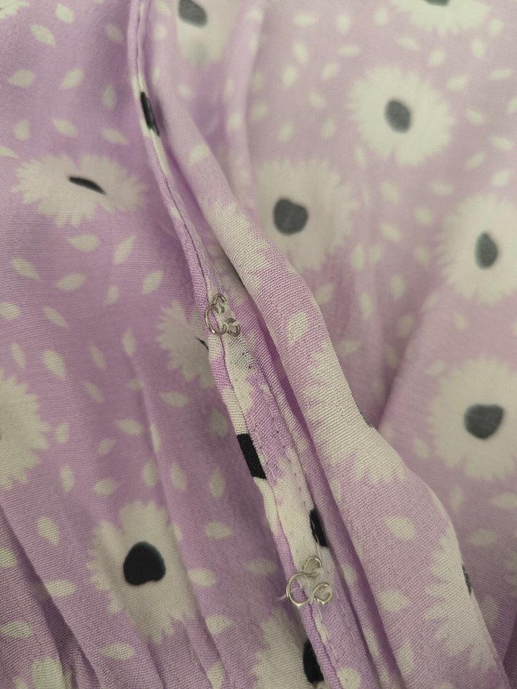 Mor V Yaka Düğmeli Kısa Kollu Bluz - Görsel 3