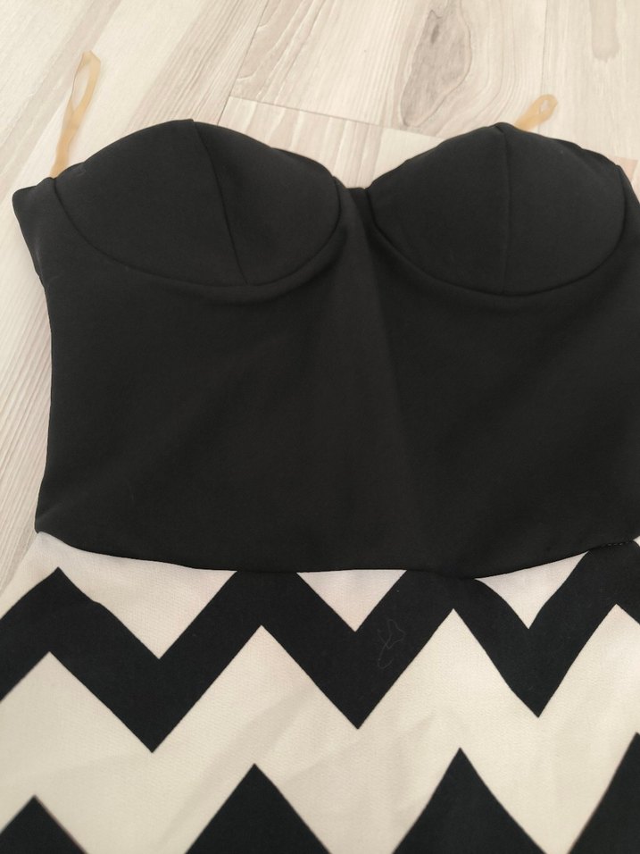 Askı Detaylı Siyah Beyaz Midi Elbise - Görsel 2