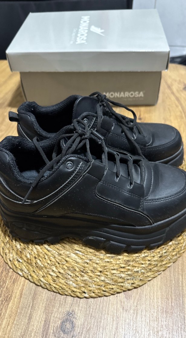 Adidas Siyah  Platform Spor Ayakkabı marka temsili - Görsel 2