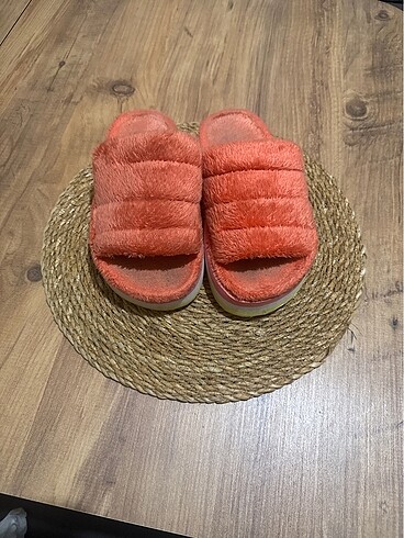 Diğer Peluş terlik
