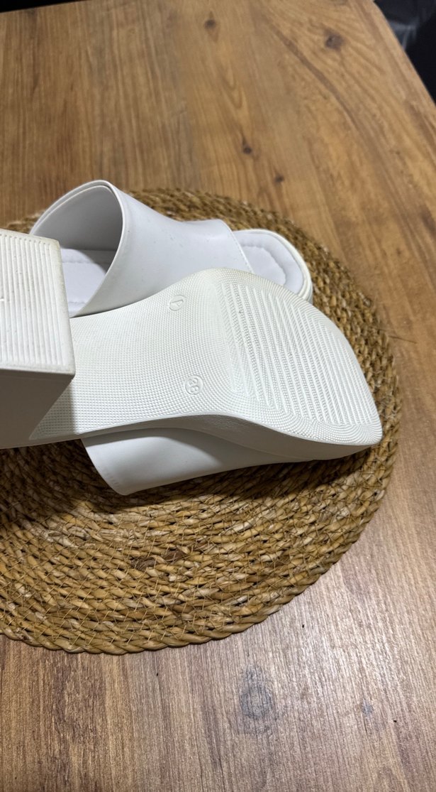 Beyaz Platform Topuklu Kadın Terlik - Görsel 3