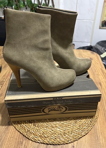 Bej Süet Topuklu Kadın Bot topuk boyu 11 cm - Görsel 2