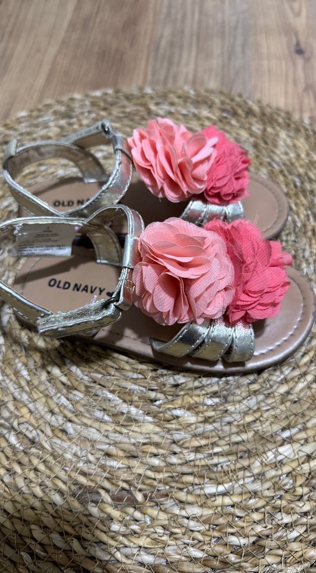 Kız Çocuk Pembe Fırfırlı Çiçekli Sandalet - Görsel 2