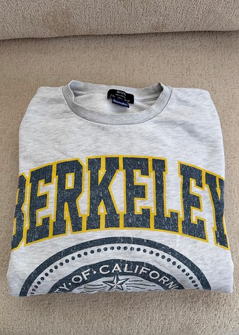 Bershka Berkeley Yazili Gri Melanj Bisiklet Yaka Sweatshirt