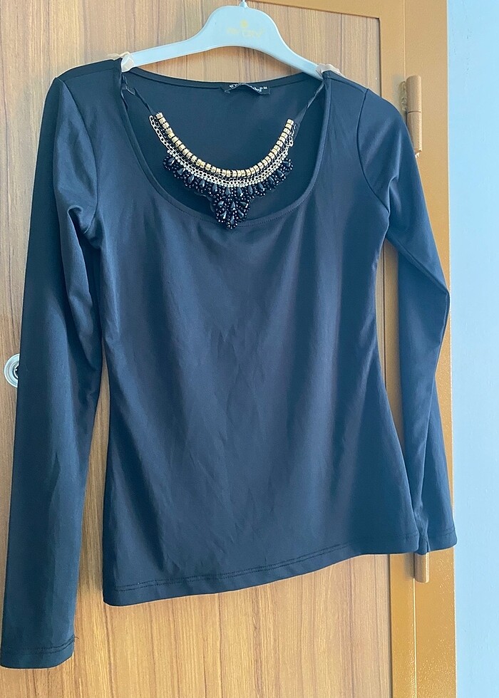 kolyeli bluz - Görsel 2