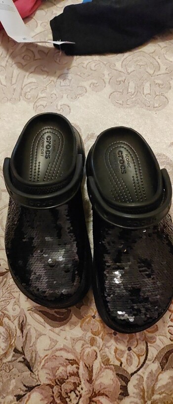 Crocs platform 