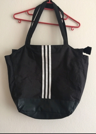 Adidas çanta