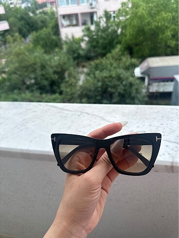 TOM FORD GÜNEŞ GÖZLÜĞÜ KADIN