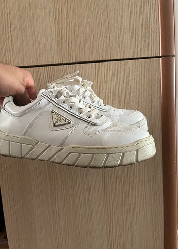 Prada Beyaz Deri Sneaker