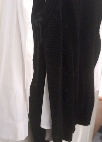 Siyah Pamuklu Uzun Kollu Salaş Süveter - Görsel 3