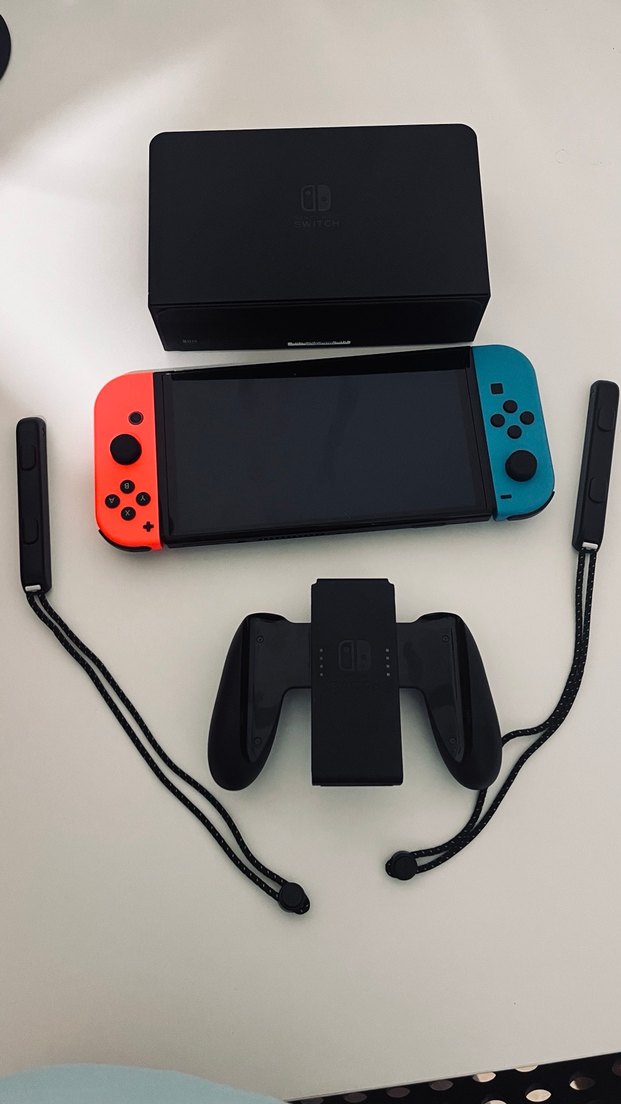 Nintendo Switch OLED Model Kırmızı-Mavi - Görsel 5