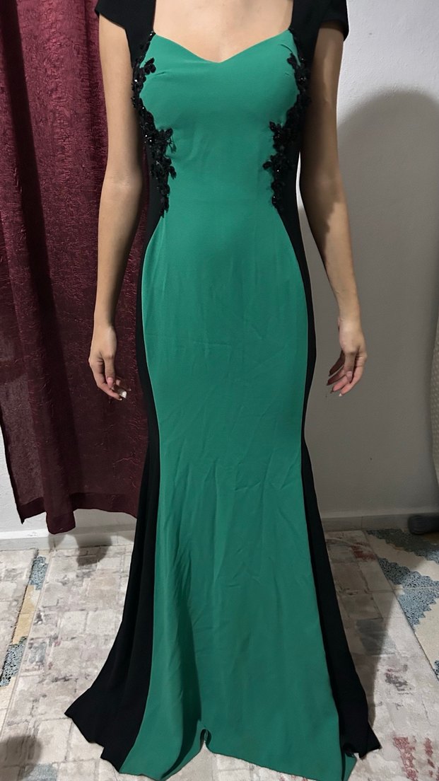 Yeşil Nakışlı Straplez Uzun Abiye Elbise - Görsel 2