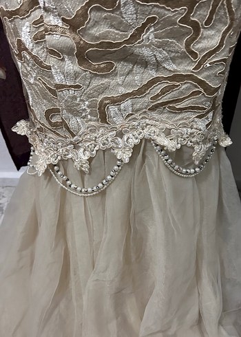 Bej Nakışlı Dantelli Uzun Straplez Abiye - Görsel 8