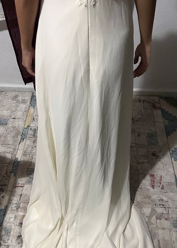 Beyaz Sade Gelinlik - Görsel 9