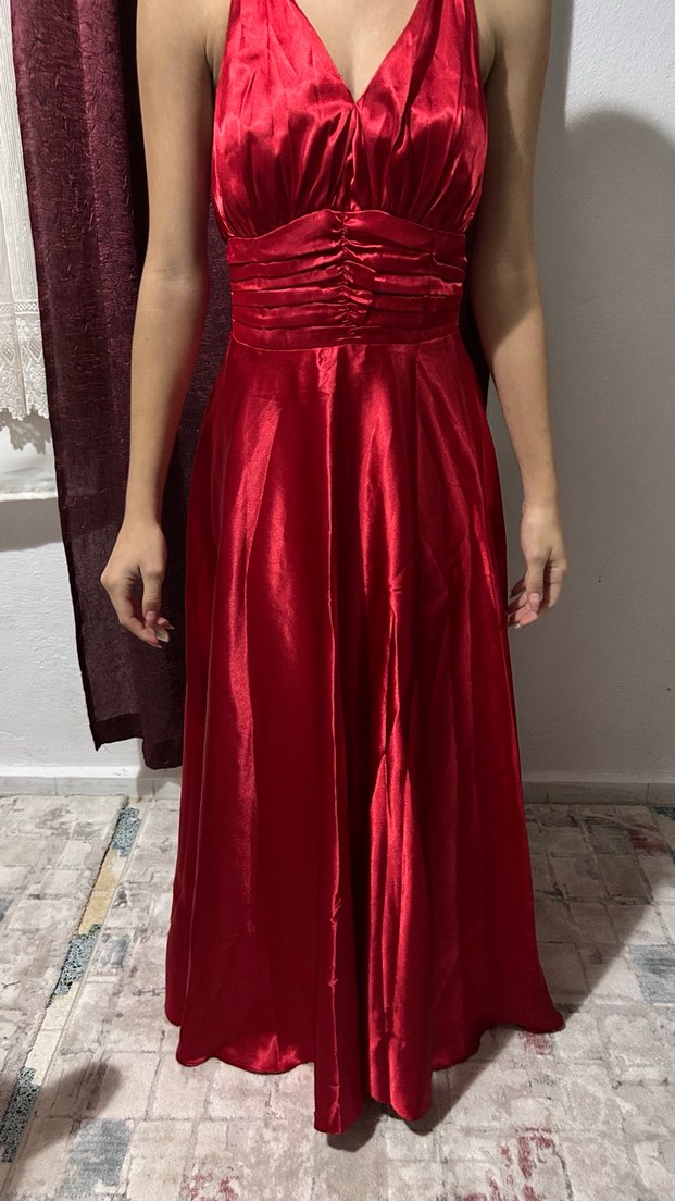 Kırmızı Saten V Yaka Uzun Abiye Elbise - Görsel 2