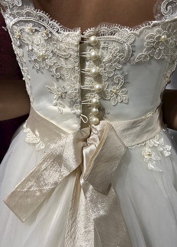 Dantel İşlemeli Straplez A Kesim Beyaz Gelinlik - Görsel 16