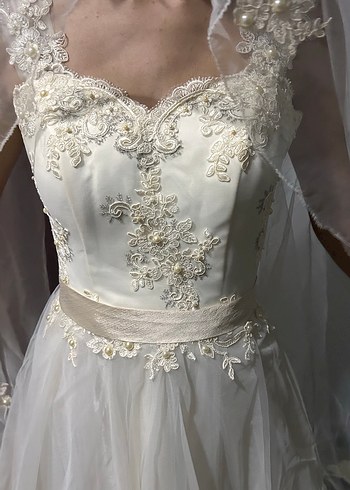 Dantel İşlemeli Straplez A Kesim Beyaz Gelinlik - Görsel 4