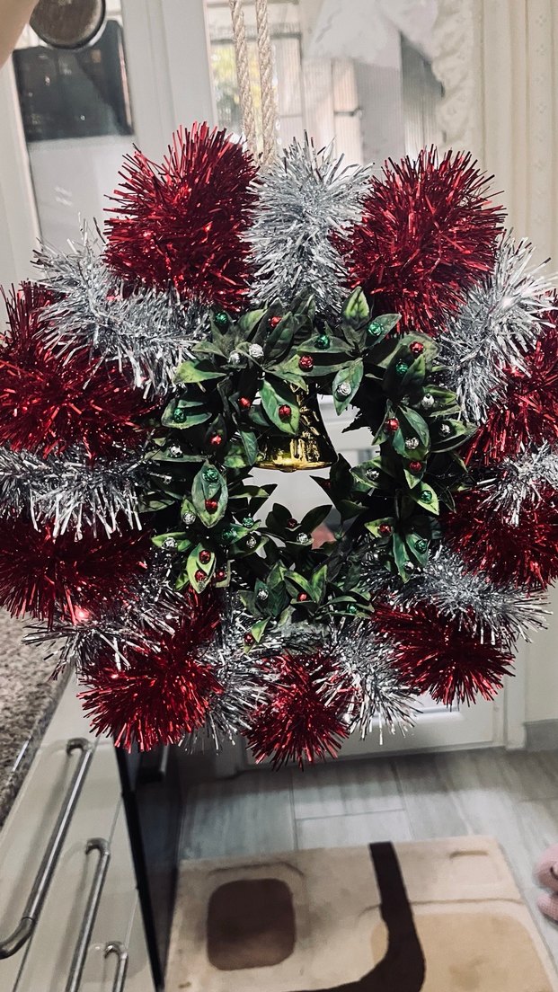 Kırmızı ve Gümüş Yılbaşı Kapı Süsü - Görsel 4