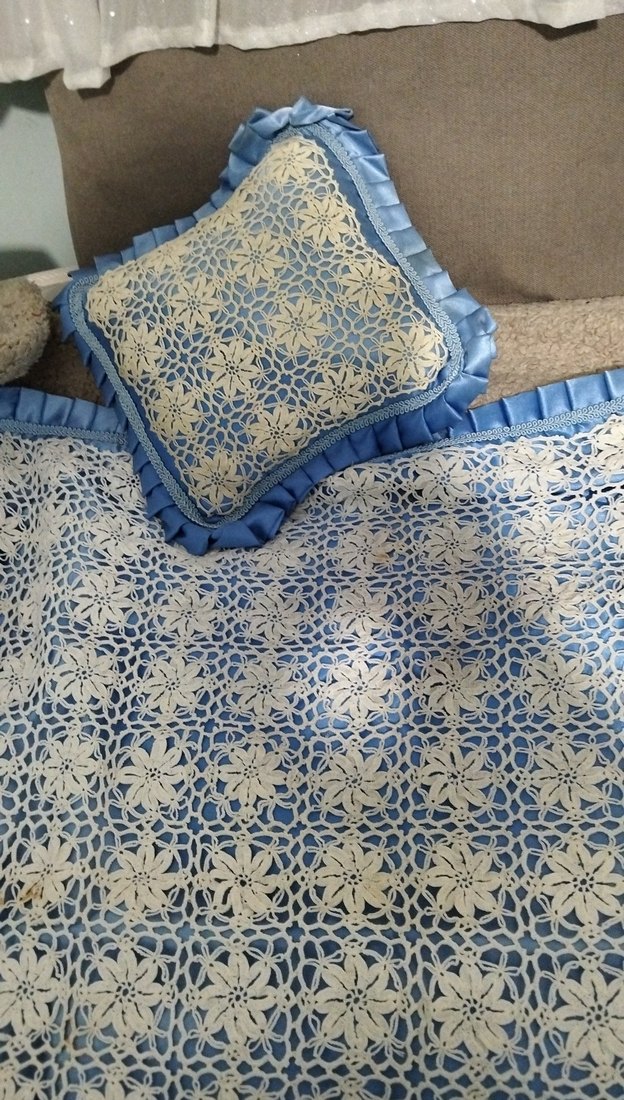 Mavi Kenarlı Beyaz Dantel Örtü. bebek battaniyesi. - Görsel 2