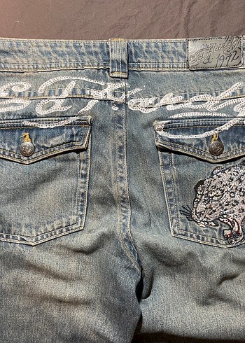 Bershka Tas İslemeli Mavi Dusuk Bel Jean