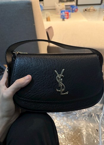Yves Saint Laurent ürünü