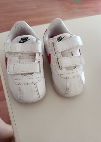 Çocuk Beyaz Nike Spor Ayakkabı