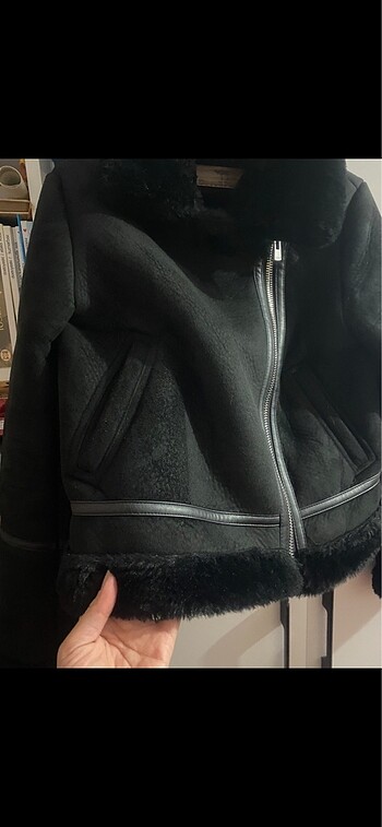 s Beden Pull and Bear mont