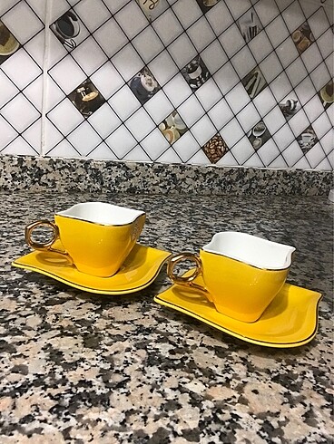 Sarı fincan