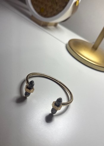 H&M Minimal Altin Tasli Acik Bileklik