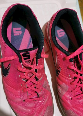 40 Beden pembe Renk Pembe Erkek Futbol Ayakkabısı Velcro Detaylı
