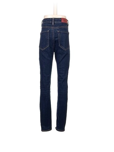 32 Beden Stradivarius Jean / Kot %70 İndirimli.