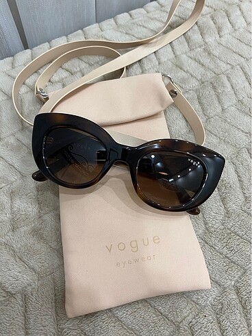 Vogue gözlük