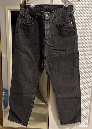 Levis Koyu Gri Rahat Kesim Denim Pantolon