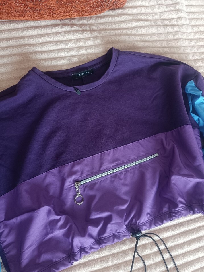 Bayan Crop Spor Üst giyim - Görsel 3