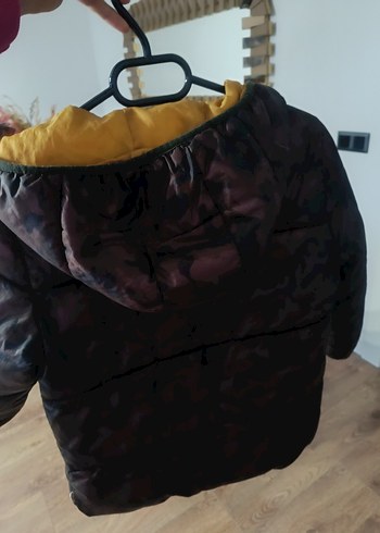 Sarı Kamuflaj Kapüşonlu Erkek Çocuk Mont - Görsel 3