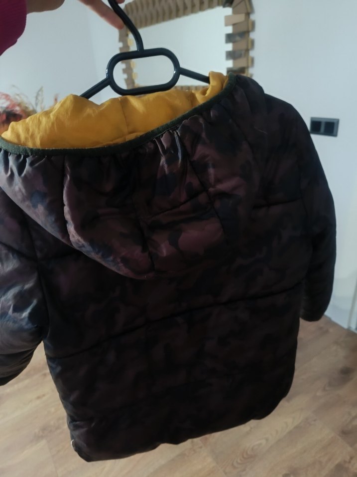 Sarı Kamuflaj Kapüşonlu Erkek Çocuk Mont - Görsel 3