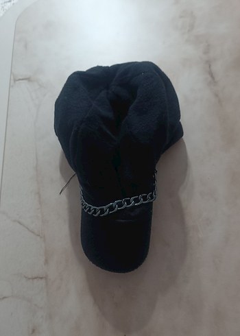 Siyah Zincir Detaylı Kadın Keçe Şapka - Görsel 2