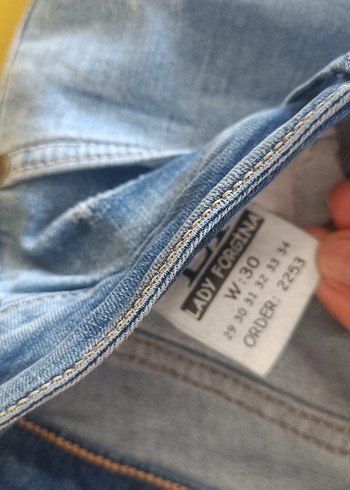 30 Beden mavi Renk Nakışlı Mavi Bol Kesim Kot Pantolon