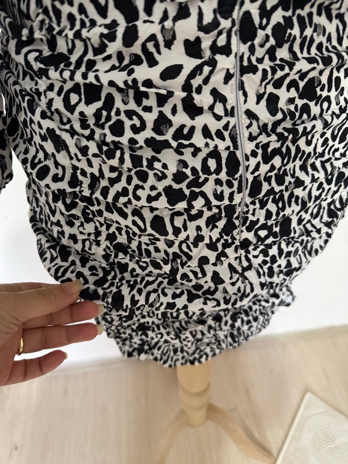 Leopar Desenli Gri Mini Hamile Bluzu - Görsel 5