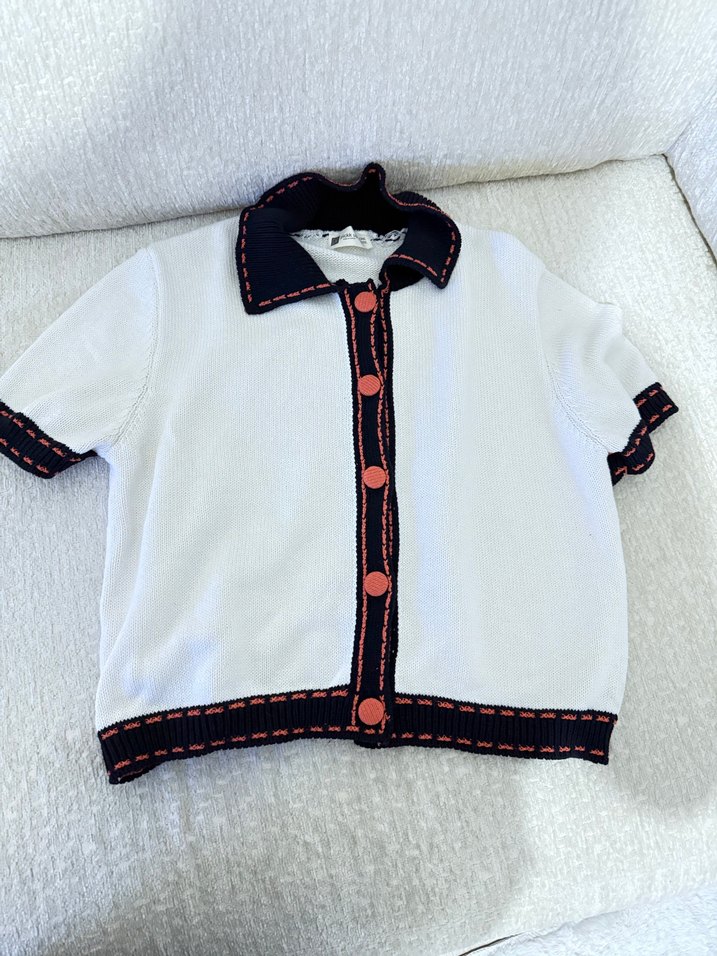 Beyaz Düğmeli Kısa Kollu Triko Gömlek - Görsel 2