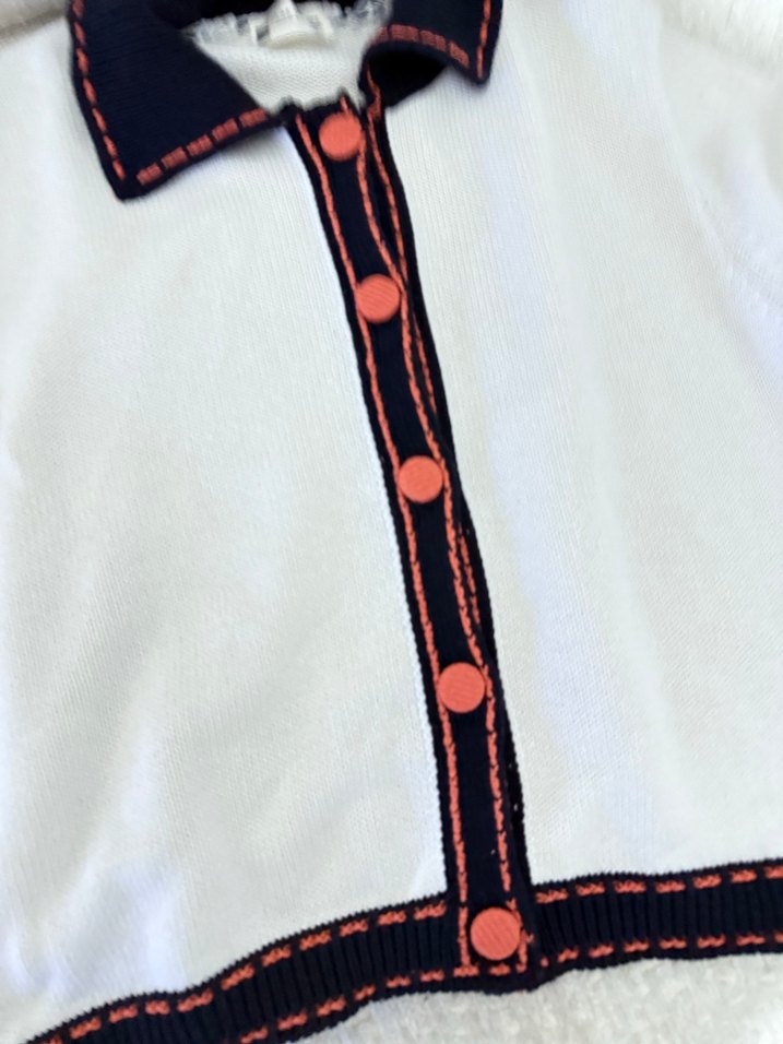 Beyaz Düğmeli Kısa Kollu Triko Gömlek - Görsel 3