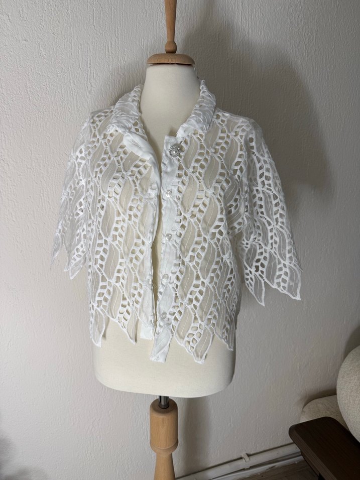 Beyaz Dantel Detaylı gömlek - Görsel 2