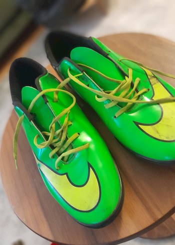 Lotto Yesil Bagcikli Erkek Futbol Ayakkabisi
